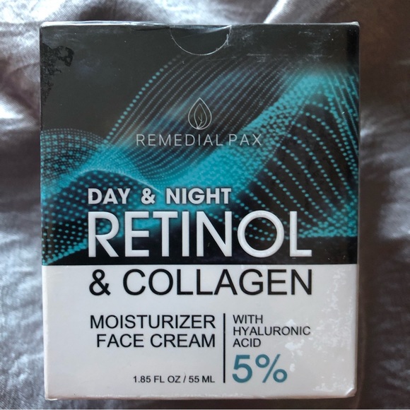 Retinol & Collagen Moisturizer - Picture 2 of 7